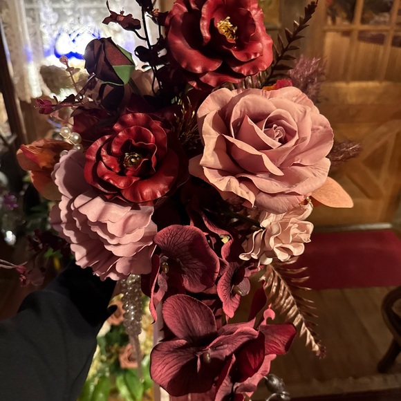 Lings moments rose and burgundy, cascading floral bridal bouquet. Like new! - Picture 3 of 3
